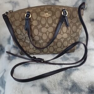 Coach Signature Kelsey Crossbody Bag
